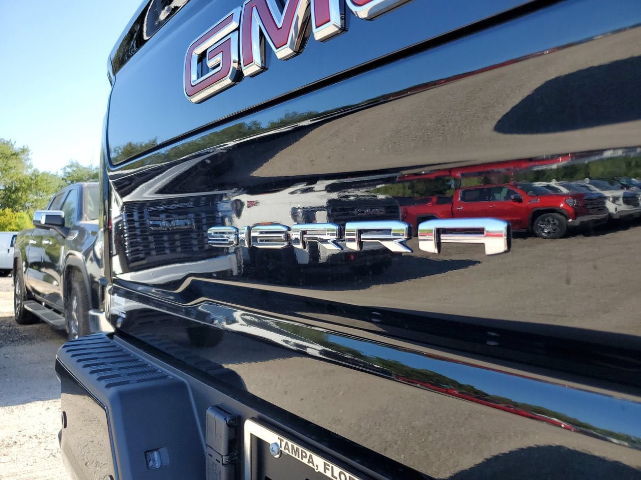 New 2026 GMC Sierra 3500 AT4 w/ AT4 Premium Plus Package AWD/4WD image 8