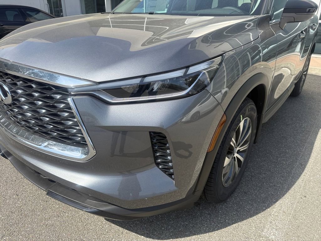 Used 2025 INFINITI QX60 Pure image 34