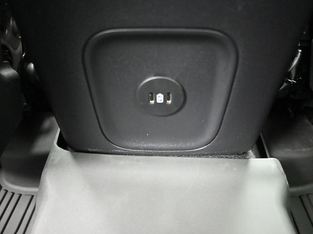 New 2026 Ford Escape SE w/ Class II Trailer Tow Package image 16