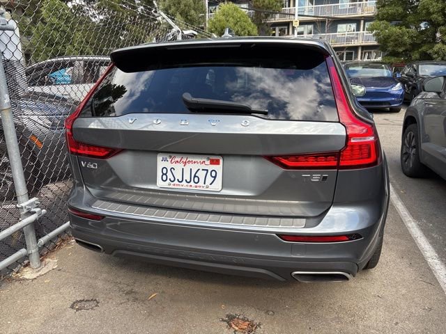 Used 2020 Volvo V60 T5 Cross Country w/ Protection Package Premier image 3
