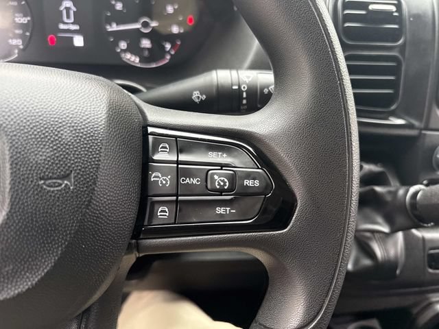 Used 2025 RAM ProMaster 2500 w/ Convenience Group FWD image 29