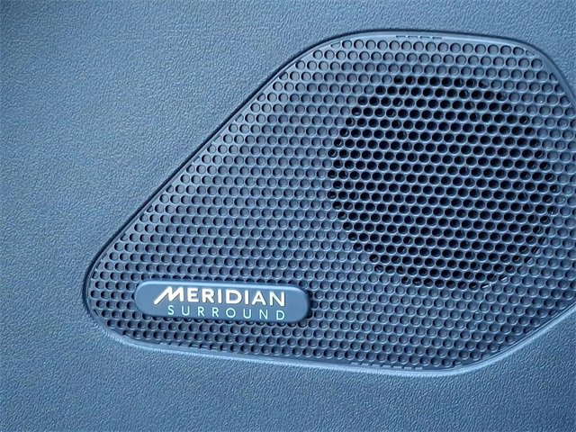 Used 2017 Jaguar F-PACE R-Sport image 26