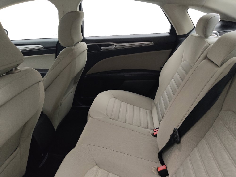 Used 2018 Ford Fusion S image 18