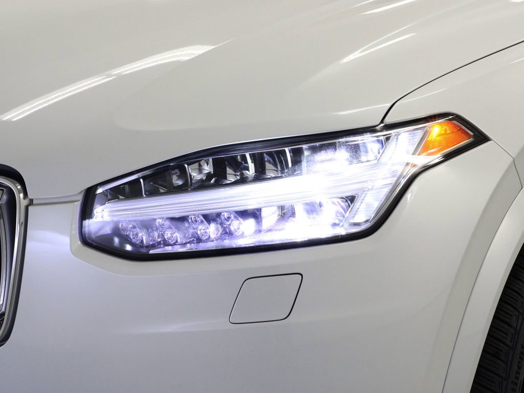 Used 2022 Volvo XC90 T6 Inscription image 9