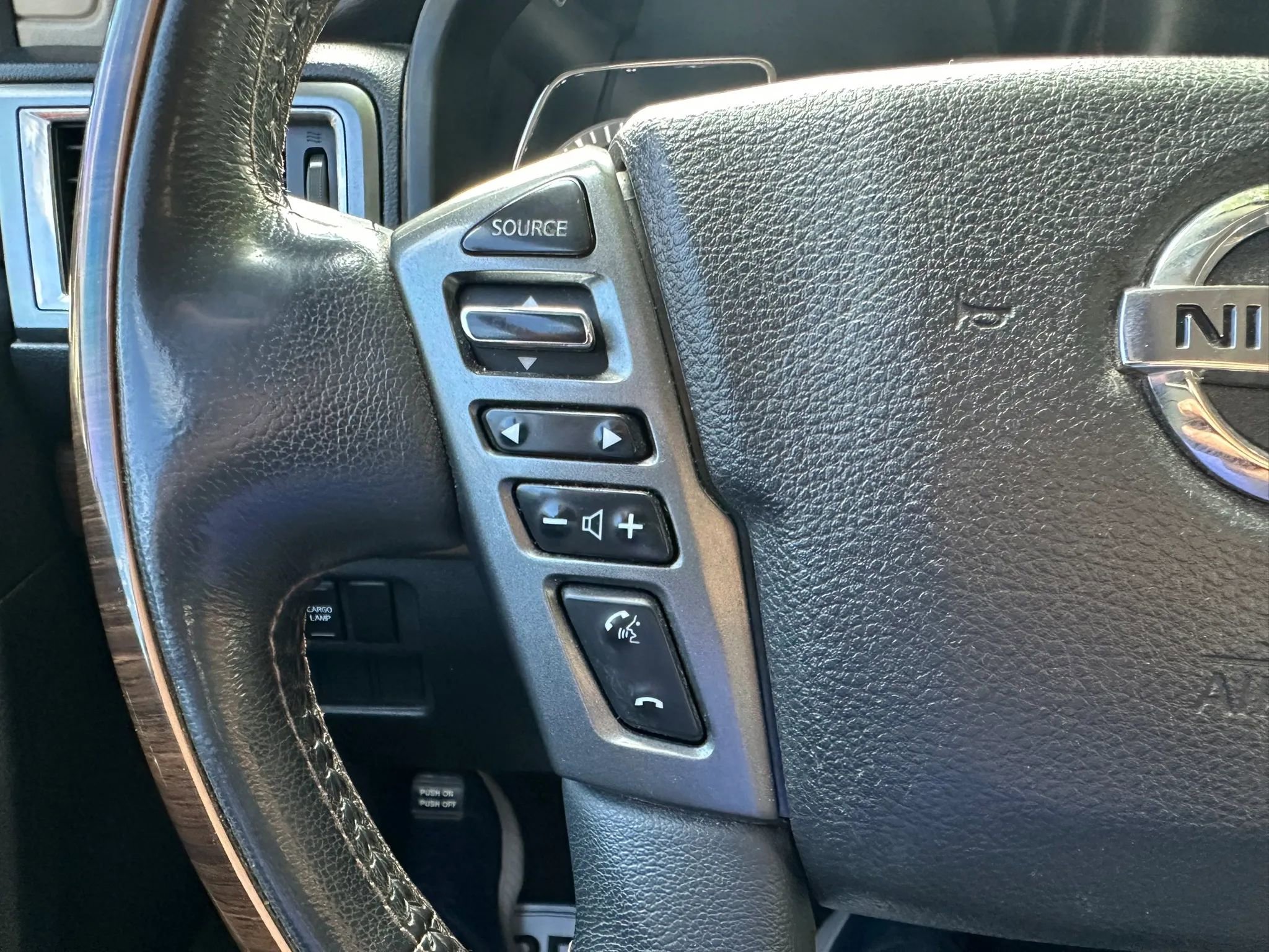 Used 2017 Nissan Titan Platinum Reserve AWD/4WD image 28