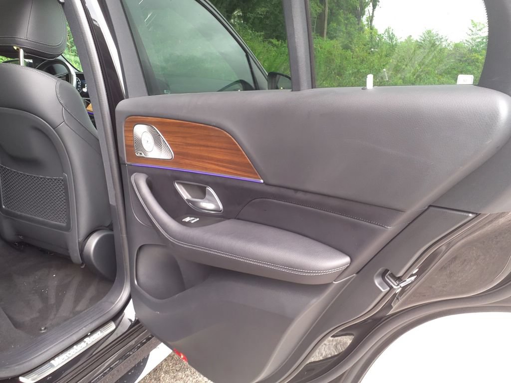 Certified 2025 Mercedes-Benz GLE 450 4MATIC w/ AMG Line Exterior image 13