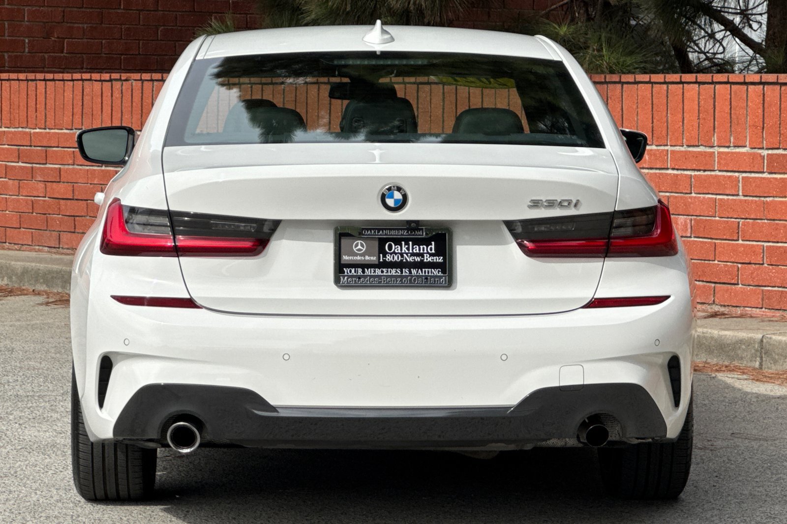 Used 2021 BMW 330i Sedan w/ M Sport Package RWD image 5