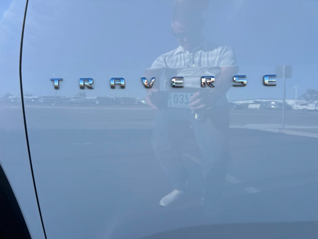 Used 2020 Chevrolet Traverse LS FWD image 28