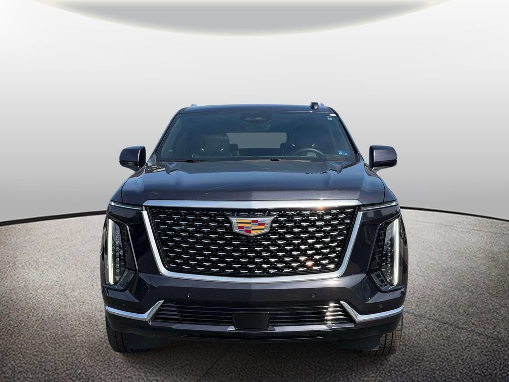Used 2025 Cadillac Escalade Premium Luxury AWD/4WD image 8