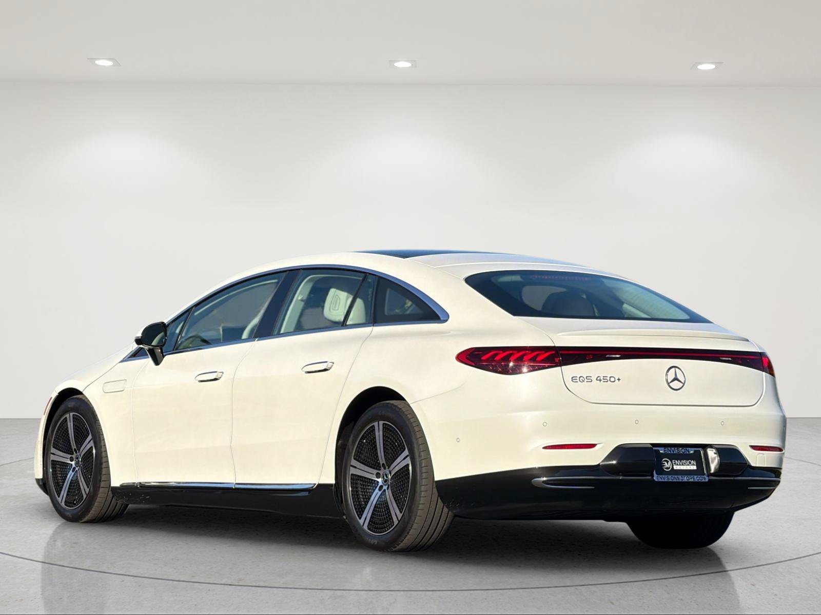 Used 2022 Mercedes-Benz EQS 450+ Sedan image 3