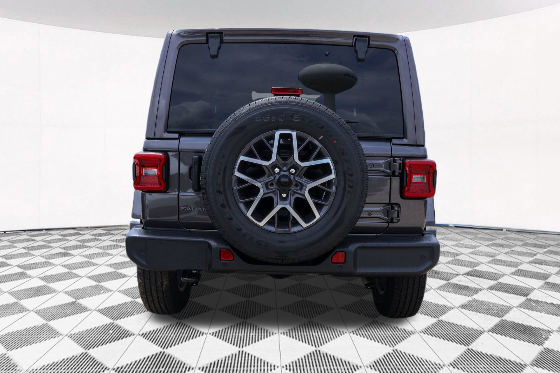 New 2026 Jeep Wrangler Unlimited Sahara AWD/4WD image 13