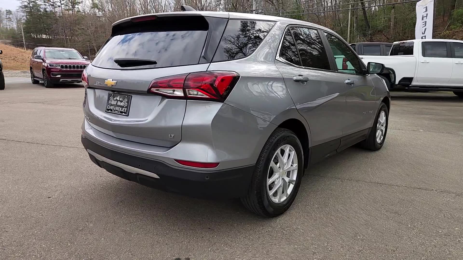 Used 2024 Chevrolet Equinox LT FWD image 15