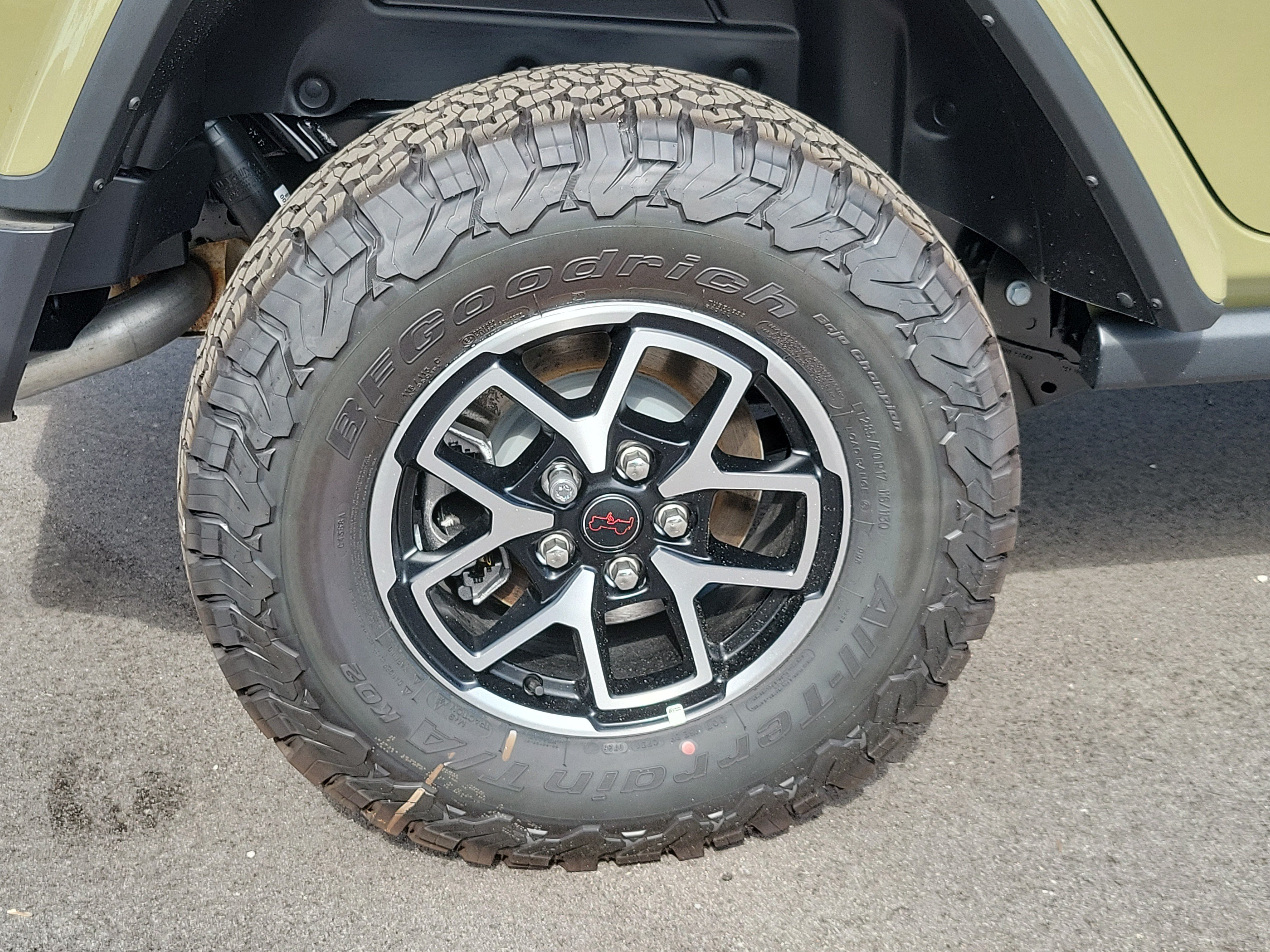 New 2026 Jeep Wrangler Unlimited Rubicon w/ Safety Group AWD/4WD image 5