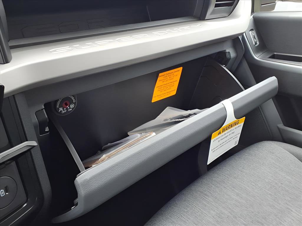 New 2026 Ford F250 4x4 SuperCab Super Duty image 14