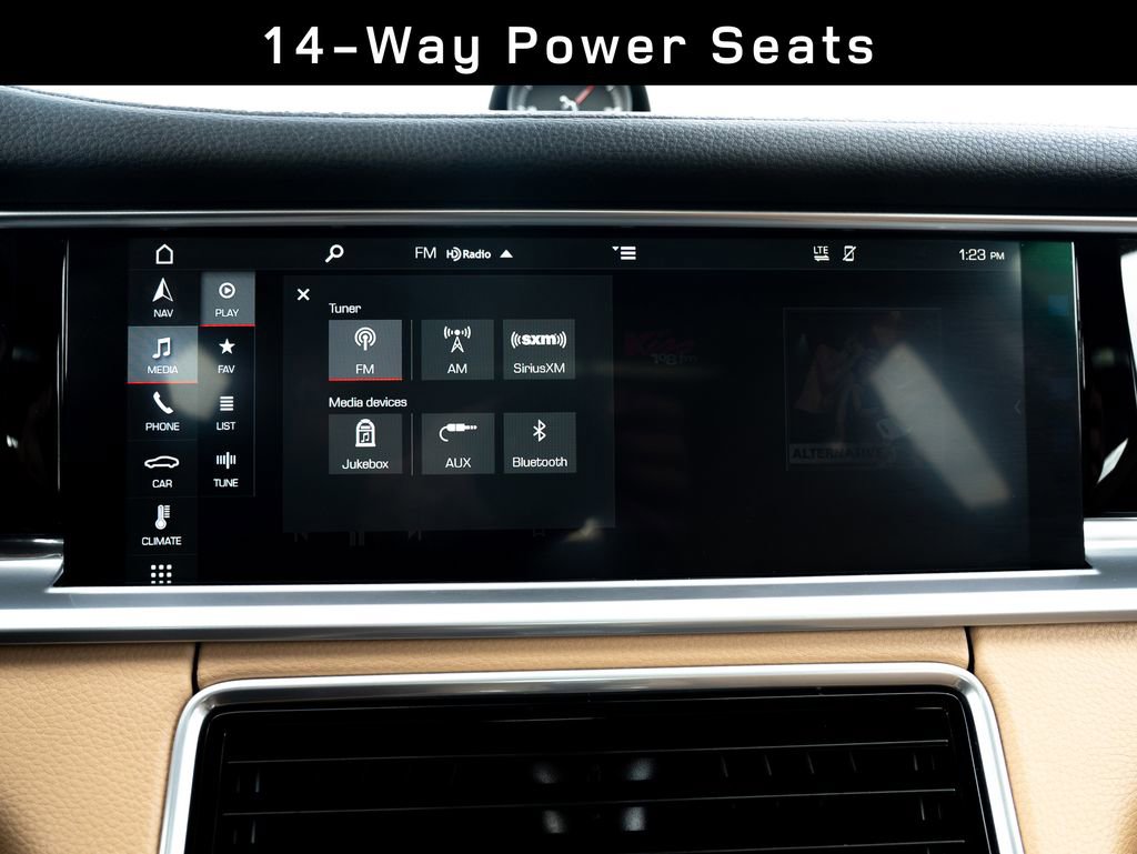 Used 2018 Porsche Panamera 4 image 24