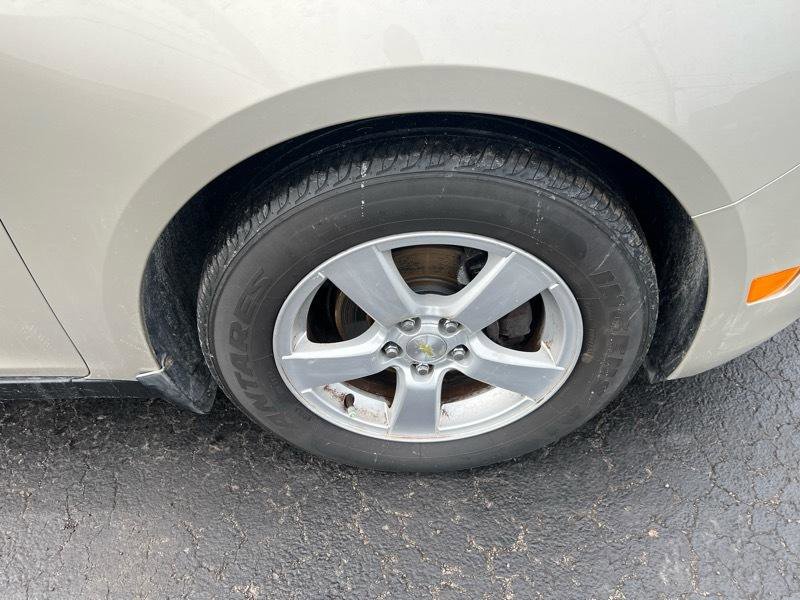 Used 2016 Chevrolet Cruze LT image 21