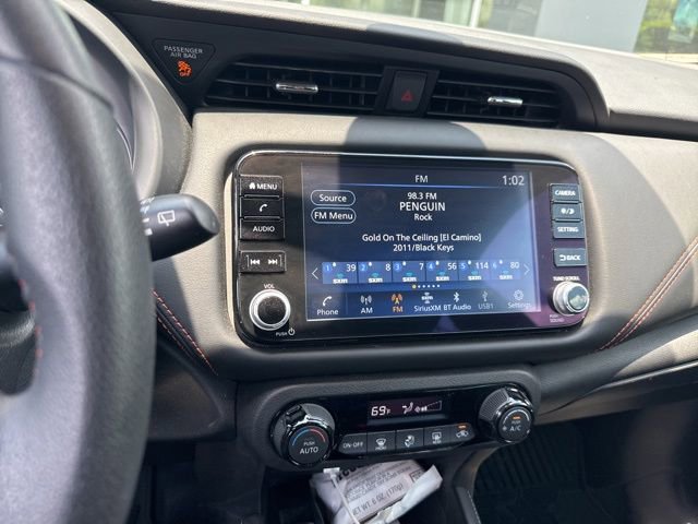 Used 2024 Nissan Kicks SR FWD image 3