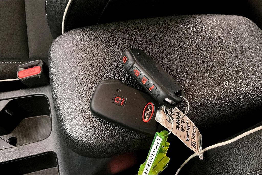Used 2022 Kia Forte GT-Line w/ GT-Line Technology Package FWD image 33
