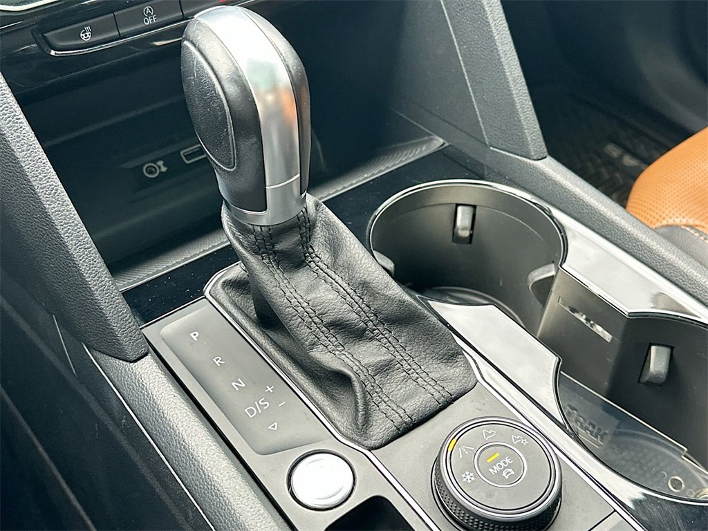 Used 2019 Volkswagen Atlas SEL Premium image 22