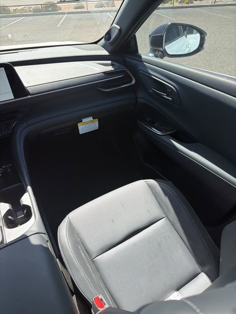 Used 2026 Toyota Crown Limited image 15