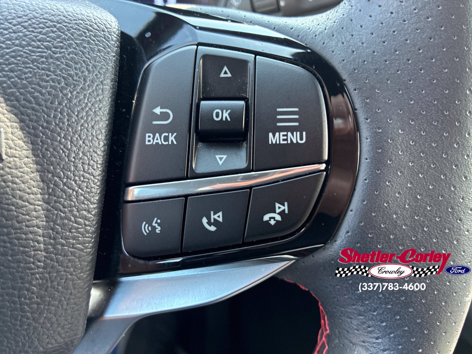 Used 2025 Ford Explorer ST-Line AWD/4WD image 32