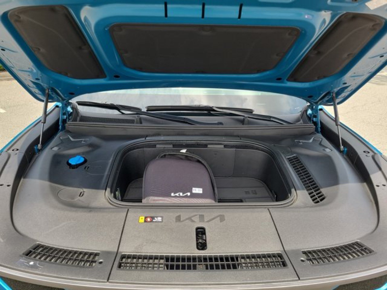 Used 2024 Kia EV9 GT-Line AWD/4WD image 9