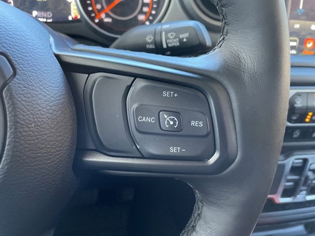 Used 2021 Jeep Gladiator Willys image 17