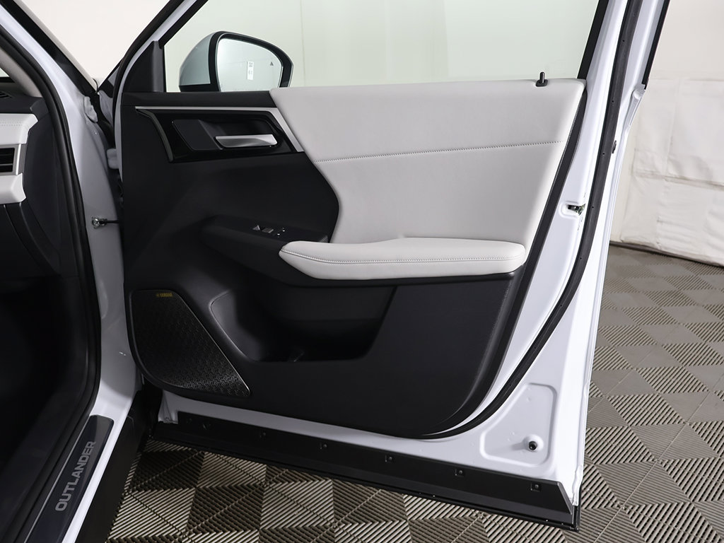 New 2026 Mitsubishi Outlander SE AWD/4WD image 26