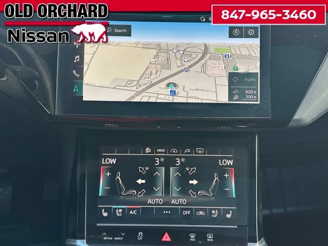 Used 2022 Audi e-tron S Premium Plus AWD/4WD image 16