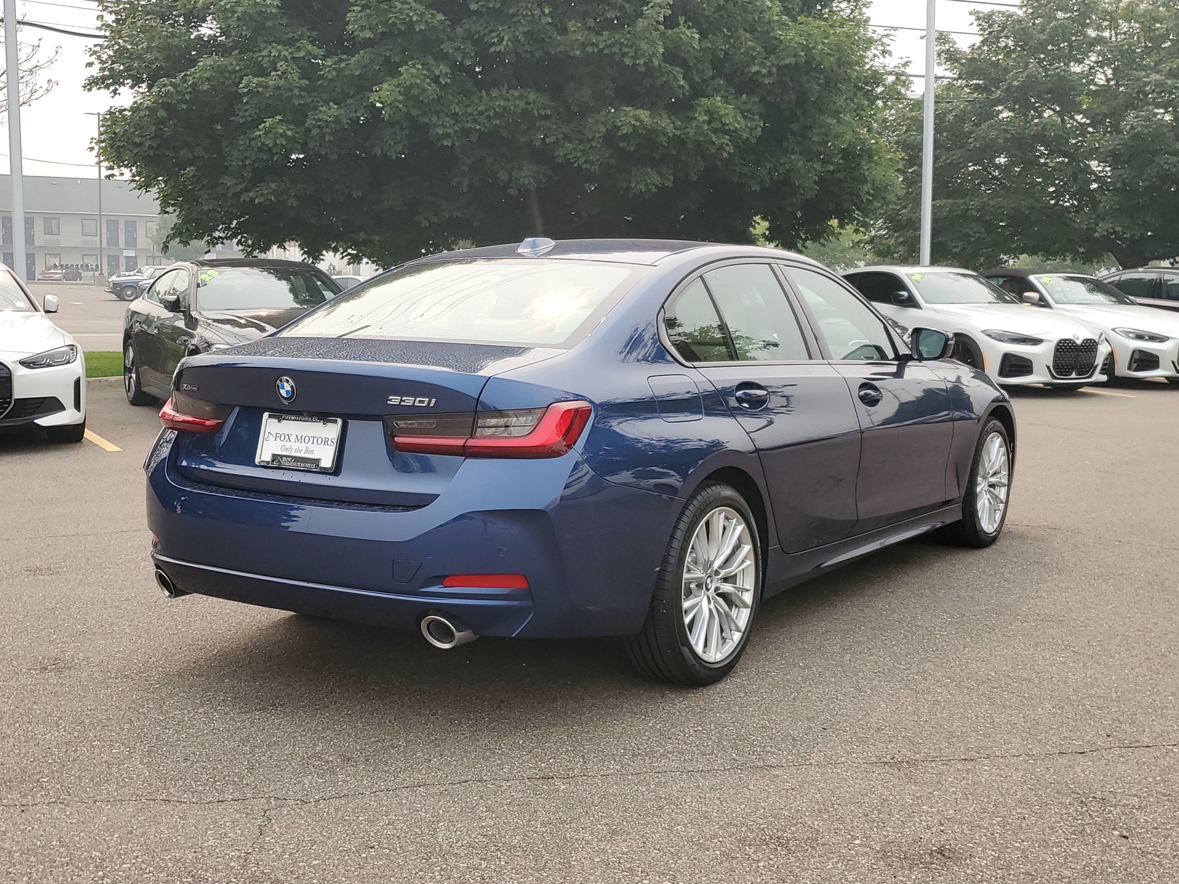Used 2023 BMW 330i xDrive Sedan w/ Driving Assistance Package AWD/4WD image 5
