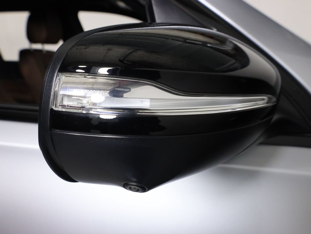Used 2025 Mercedes-Benz GLS 450 4MATIC image 79