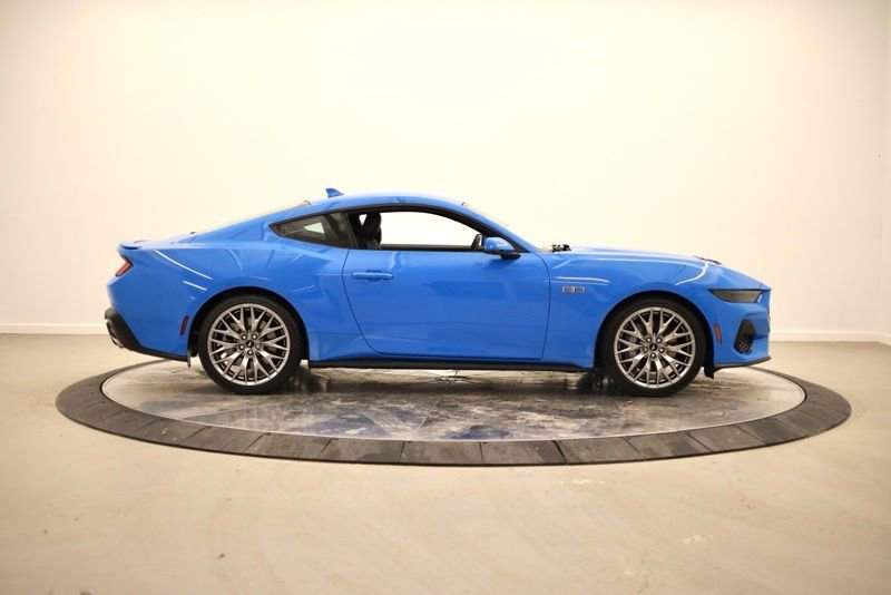 Used 2026 Ford Mustang GT Premium image 2