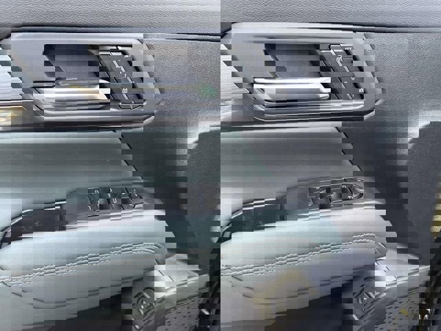 New 2026 GMC Terrain AT4 w/ Convenience Package III image 18