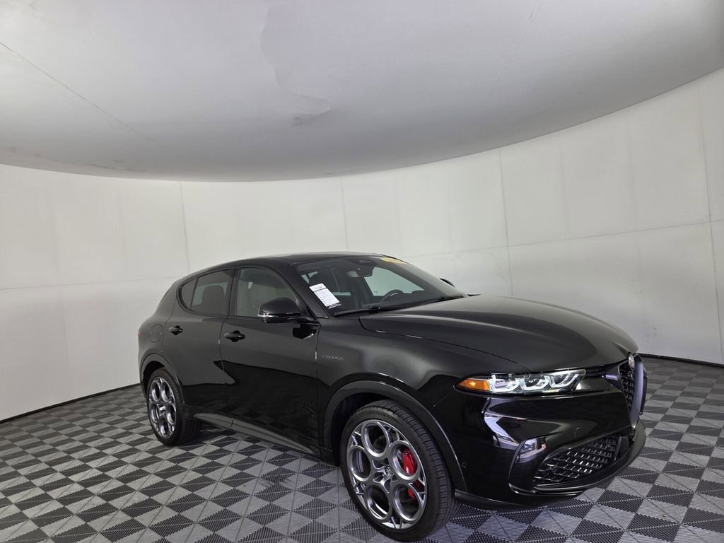 Used 2024 Alfa Romeo Tonale Veloce image 39