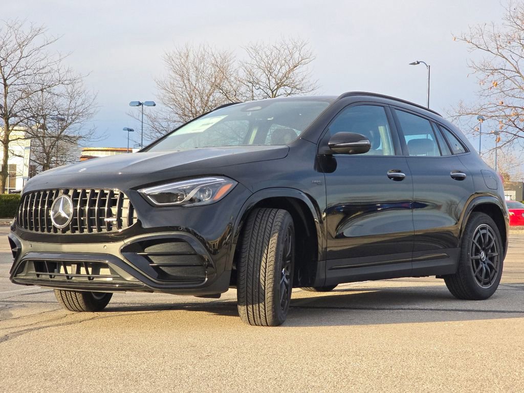 New 2026 Mercedes-Benz GLA 35 AMG 4MATIC image 12