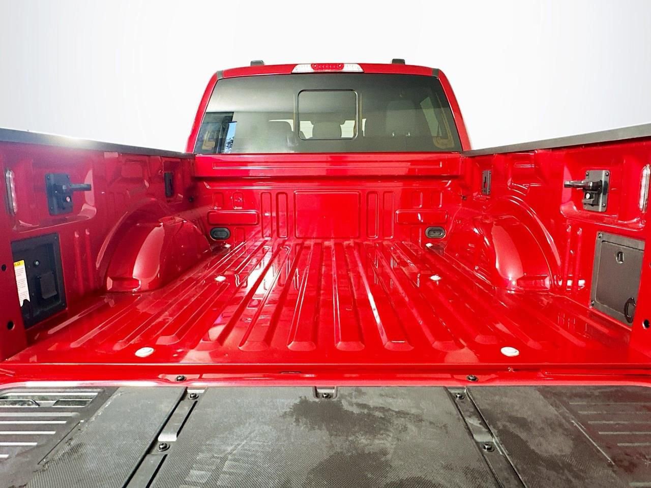 Used 2024 Ford F150 XLT w/ Equipment Group 302A MID image 20