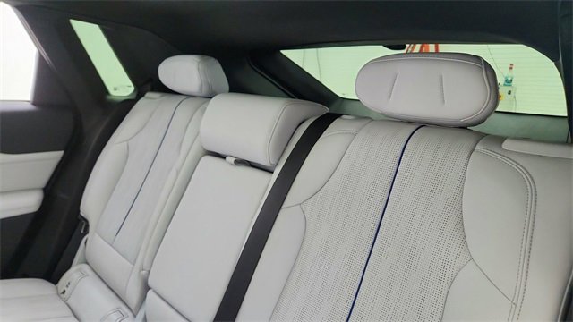 Used 2024 Cadillac Lyriq Luxury image 31