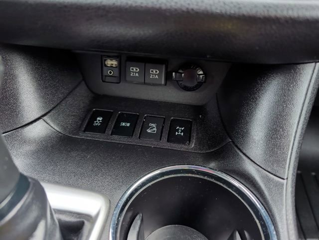 Used 2019 Toyota Highlander XLE image 28