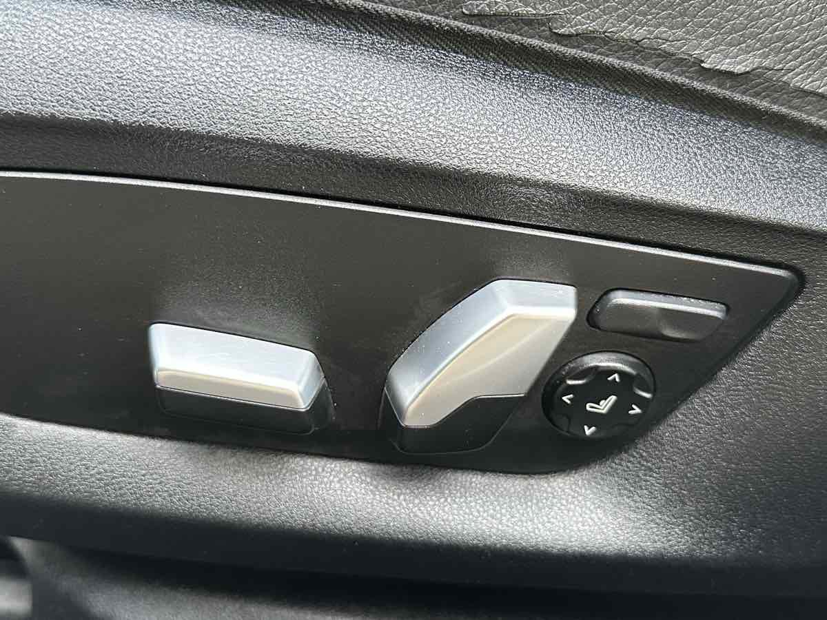 Used 2018 BMW 540i xDrive 540i xDrive image 11