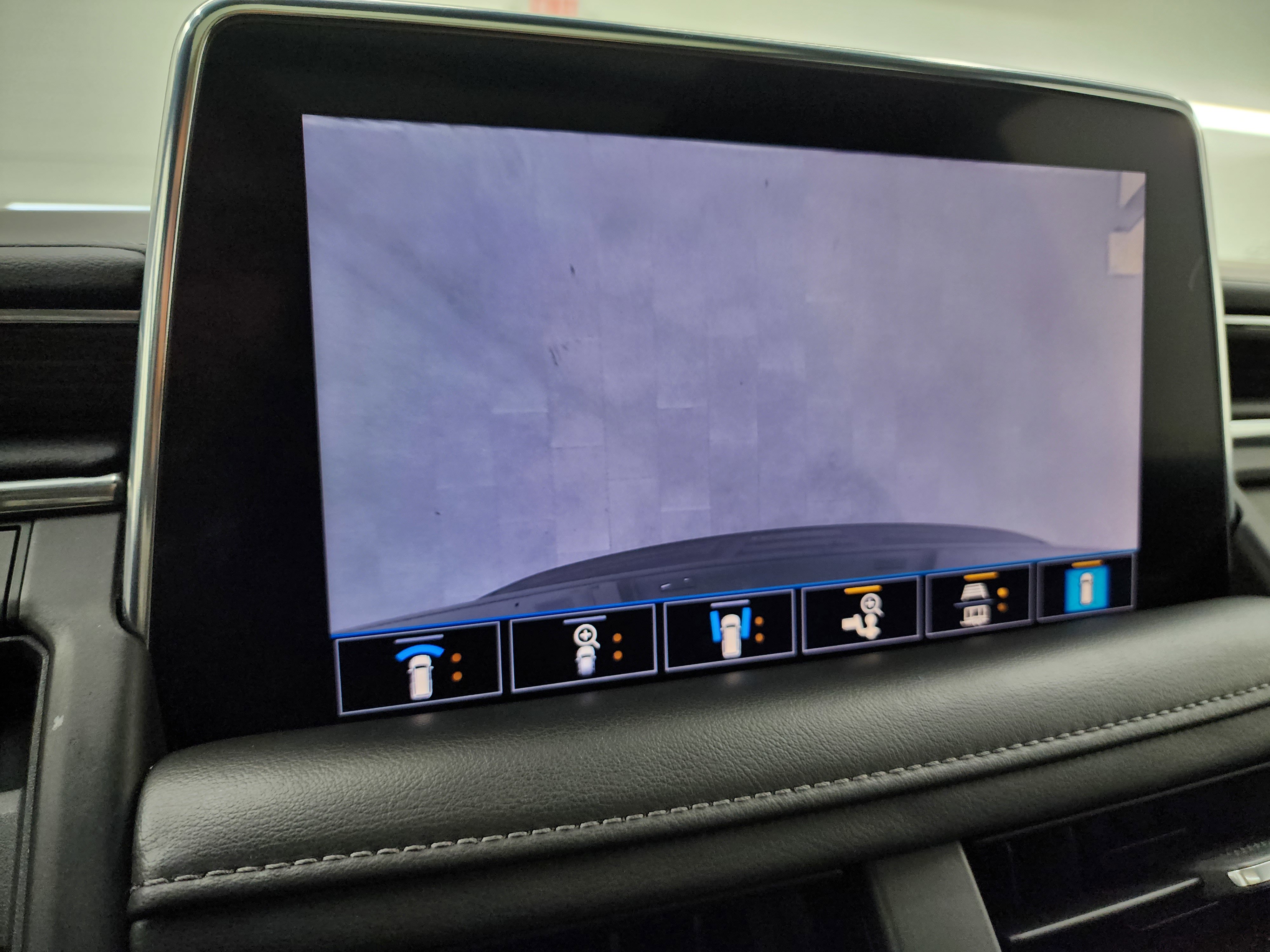 Used 2021 Chevrolet Tahoe LT image 23