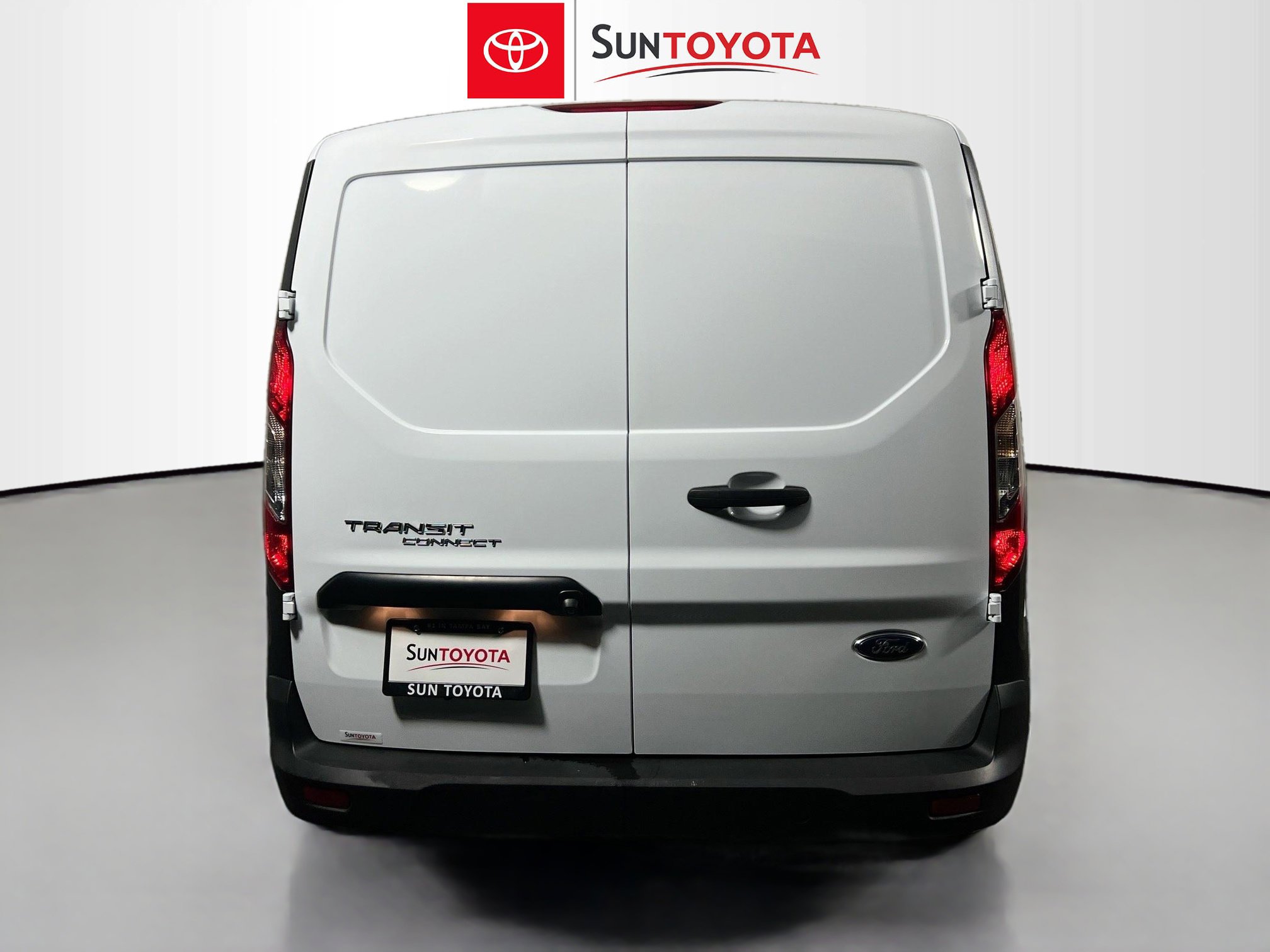 Used 2023 Ford Transit Connect XL image 5