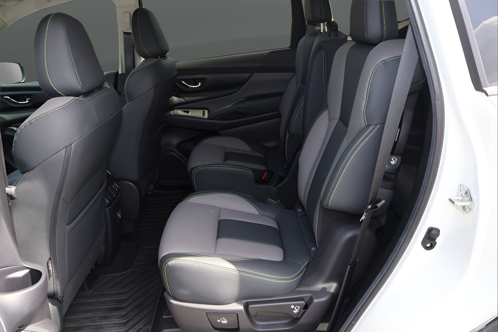 Used 2023 Subaru Ascent Onyx Edition AWD/4WD image 16