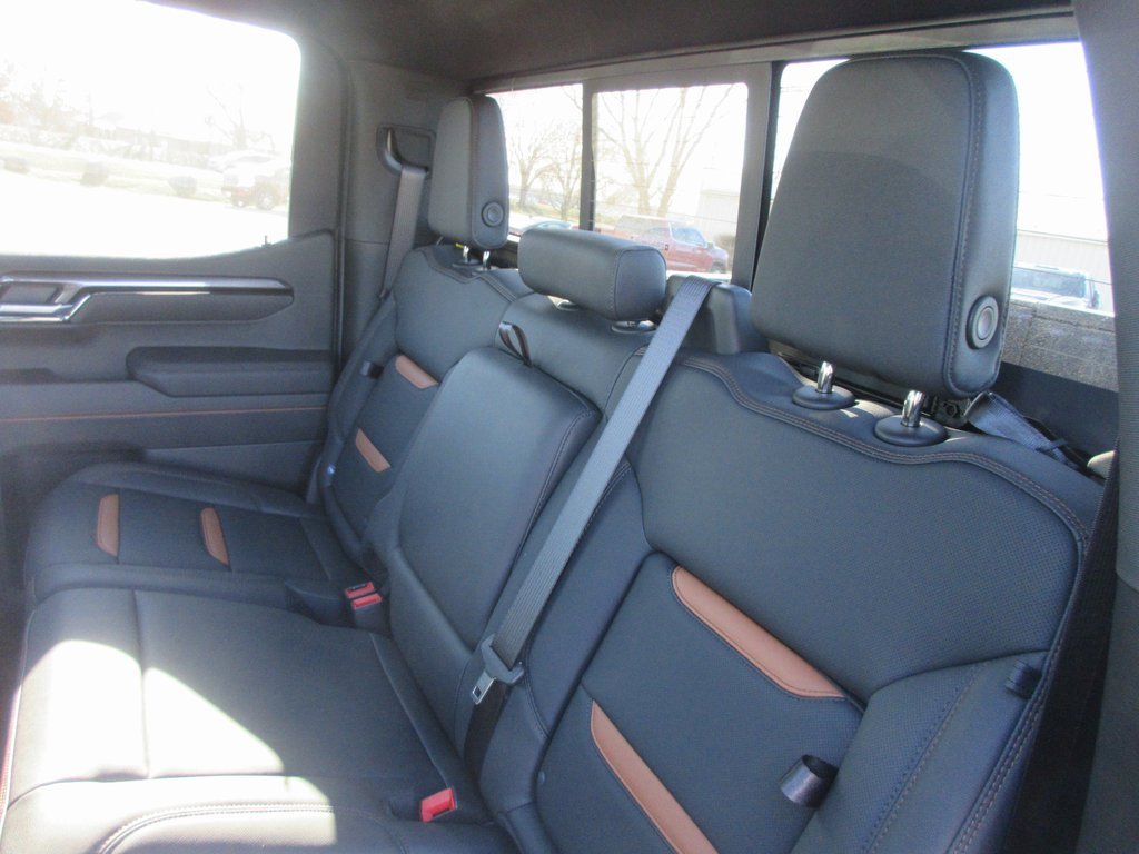 New 2026 GMC Sierra 1500 AT4 w/ AT4 Premium Package image 15