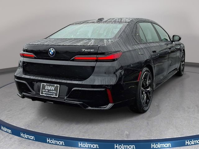 New 2026 BMW 750e xDrive image 4