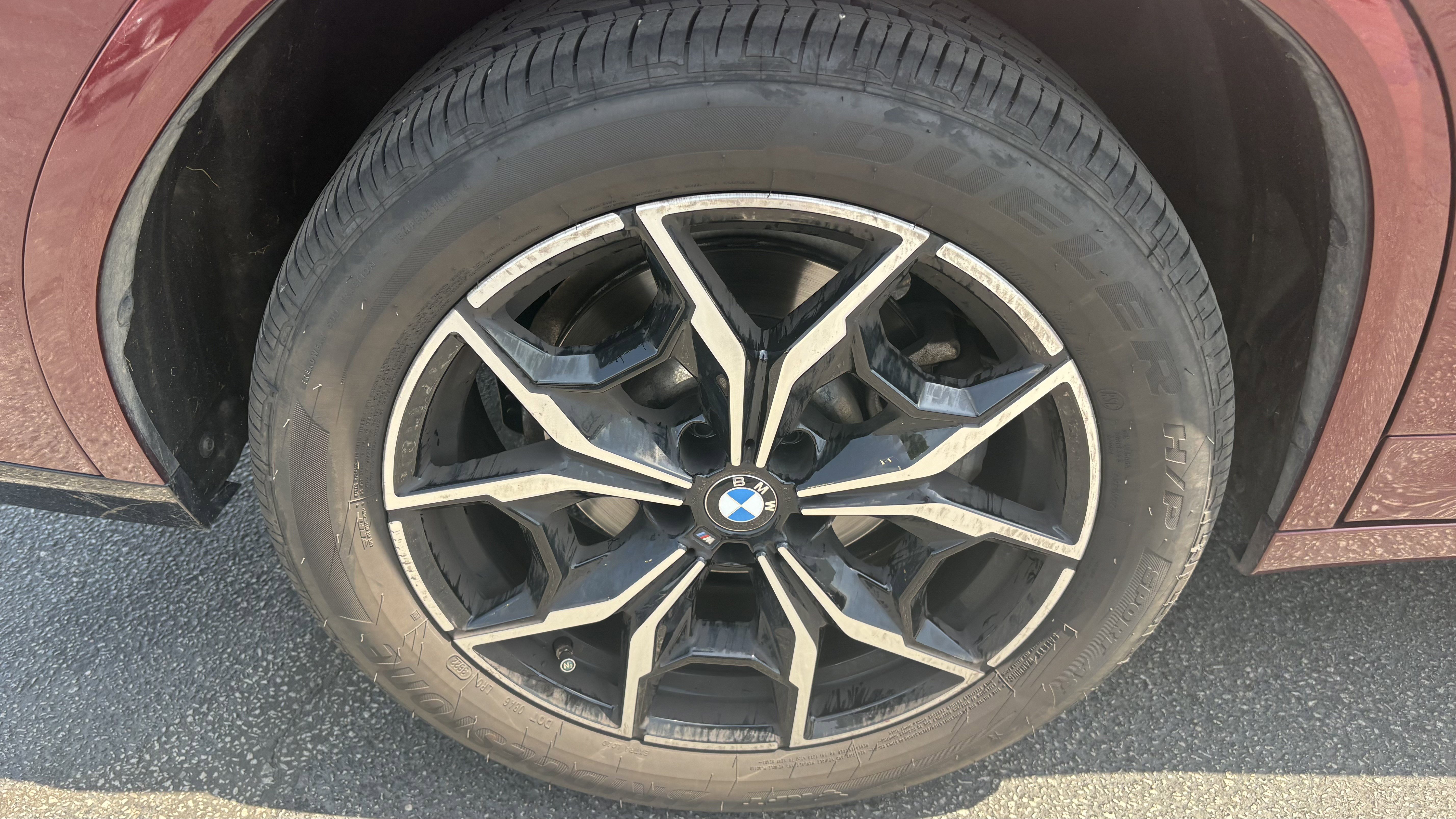 Used 2023 BMW X4 xDrive30i w/ M Sport Package AWD/4WD image 14