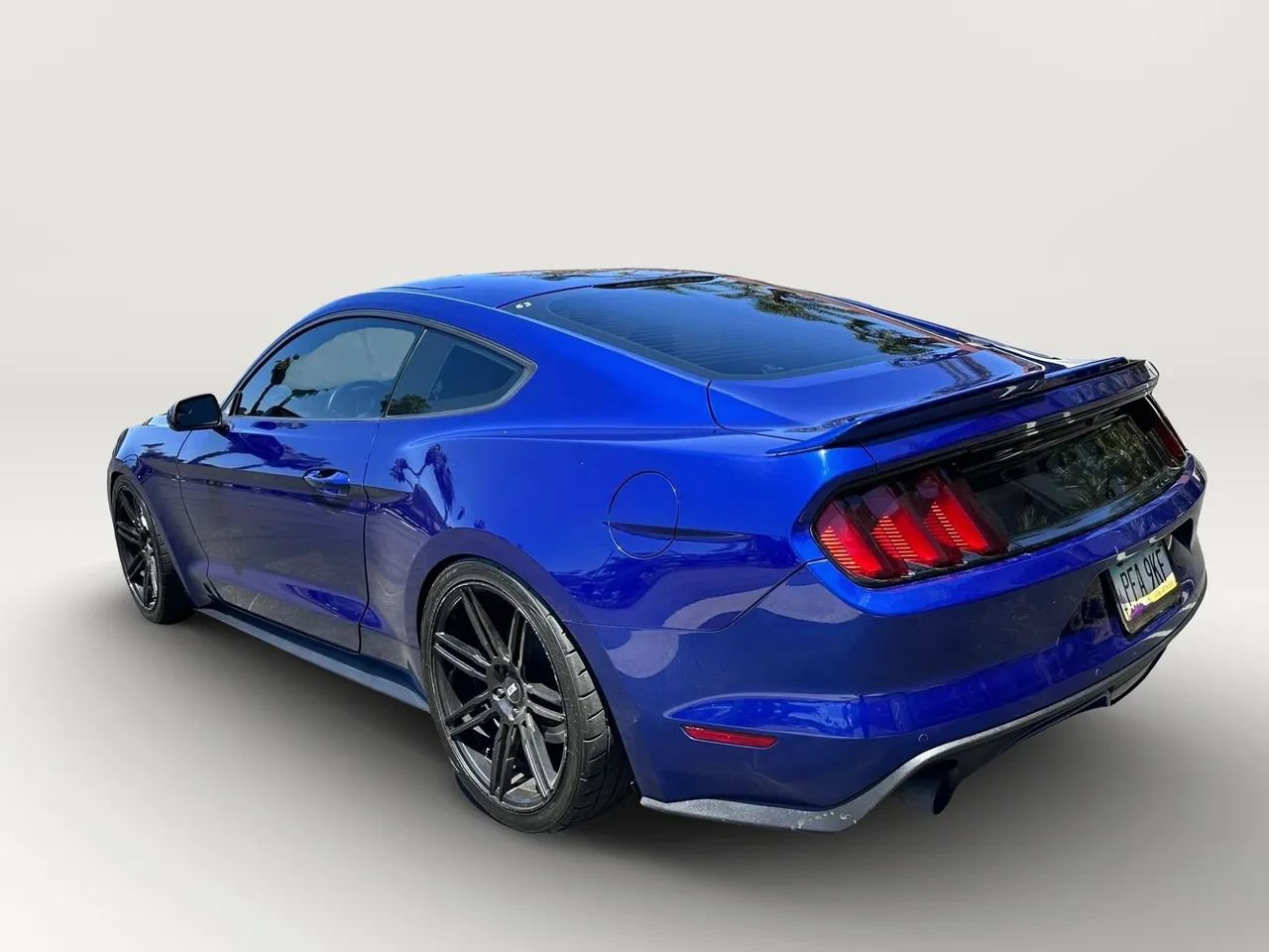 Used 2015 Ford Mustang GT w/ Equipment Group 051A RWD image 11