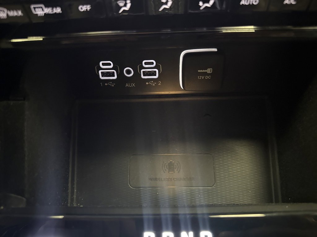 Used 2022 Jeep Grand Cherokee Limited w/ Luxury Tech Group II image 20