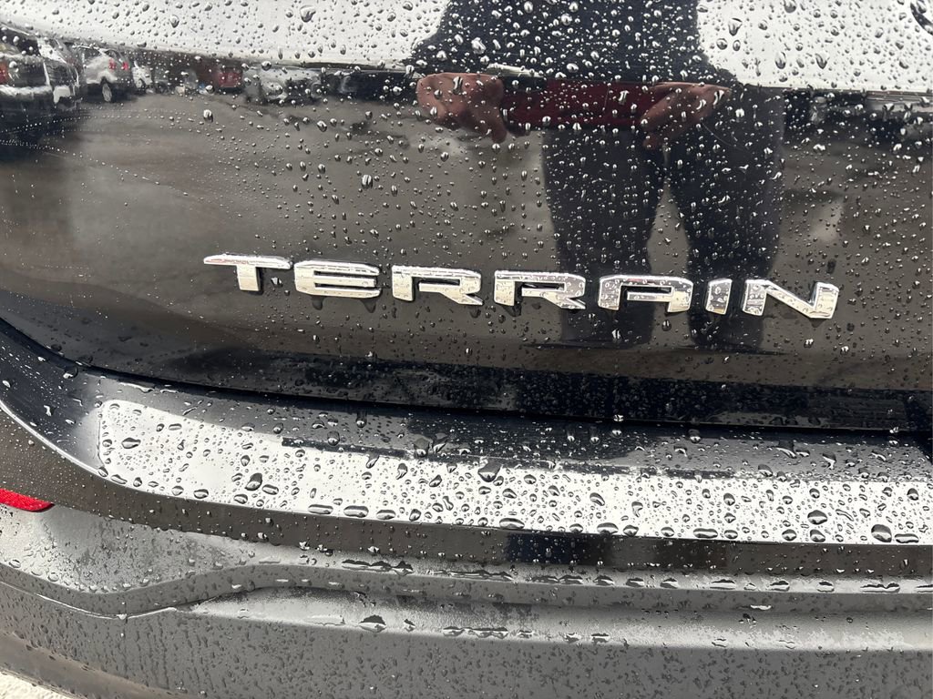 Used 2022 GMC Terrain SLE w/ Driver Convenience Package image 14