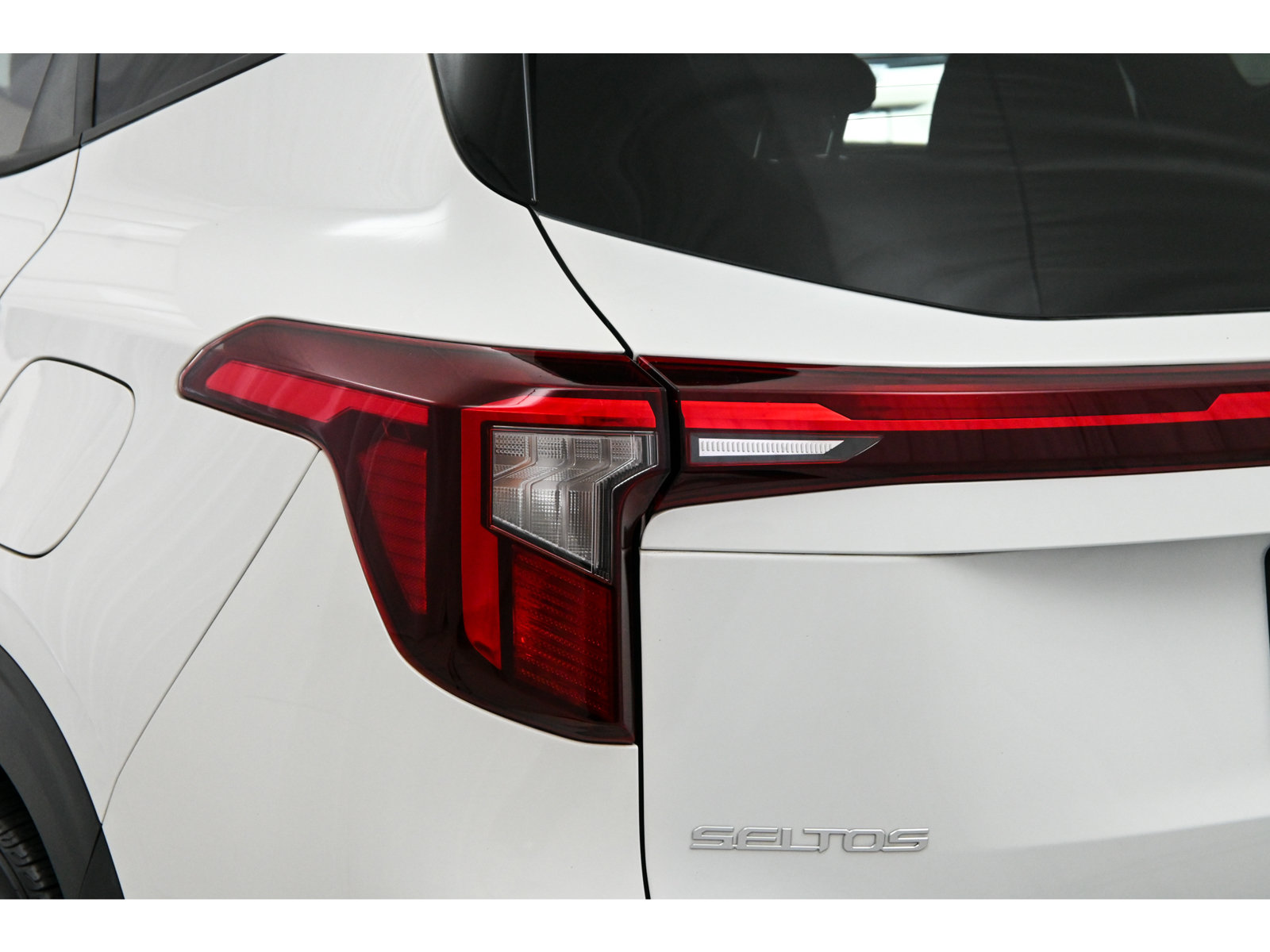 Certified 2025 Kia Seltos LX AWD/4WD image 25