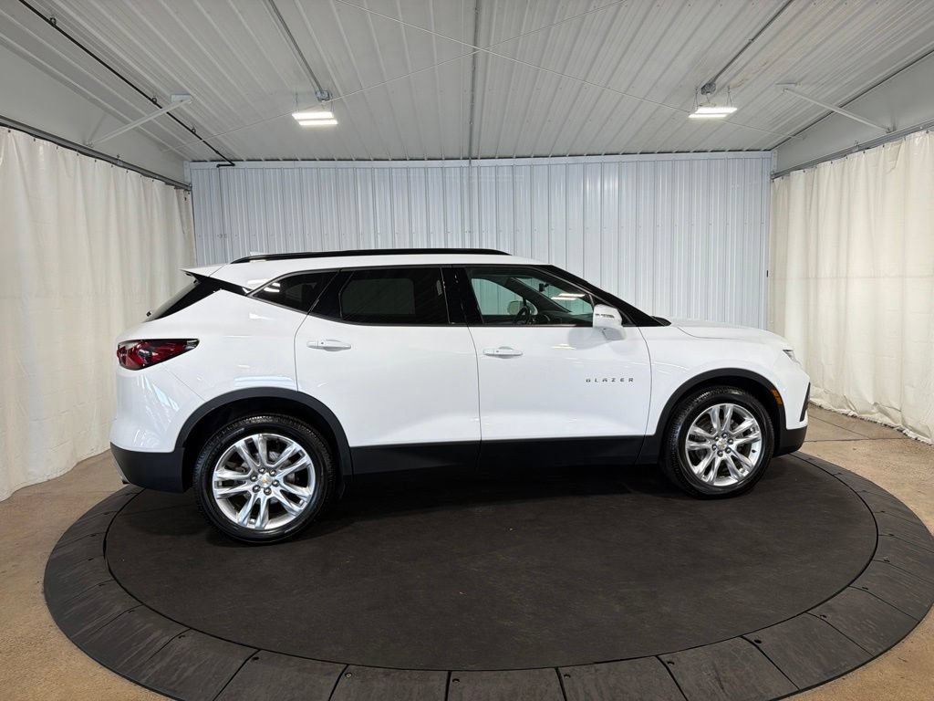 Certified 2019 Chevrolet Blazer LT w/ Sun and Wheels Package AWD/4WD image 10